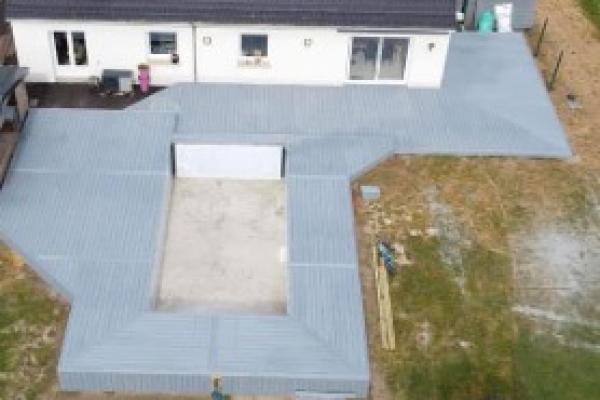 TERRASSE EN COMPOSITE