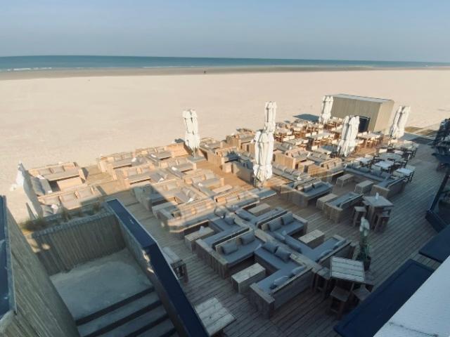 TERRASSE DU BAR DE PLAGE / RESTAURANT LE SUNSET À BERCK PLAGE 